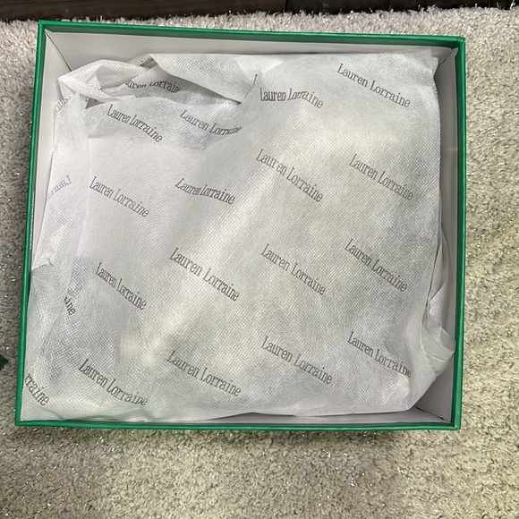 Elegant and Stylish Lauren Lorraine Pearl Ankle Strap Heel! - Picture 7 of 8